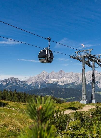 Gondola ride with panoramic view of Dachstein range | © Reiteralm Bergbahnen GmbH & Co.KG