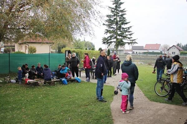 Výlov rybníka Návesák Vinary - 26.10.2024 - Obec Vinary