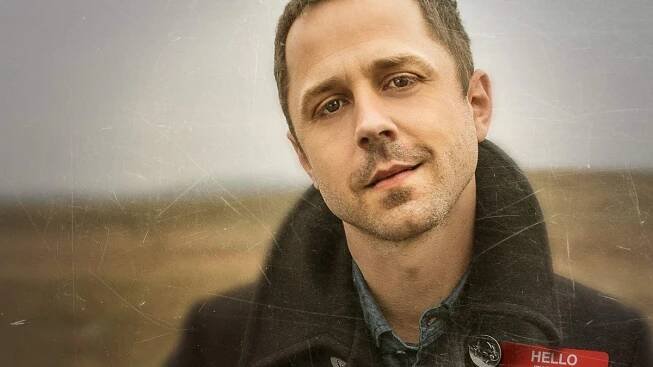 Sneaky Pete Reviews
