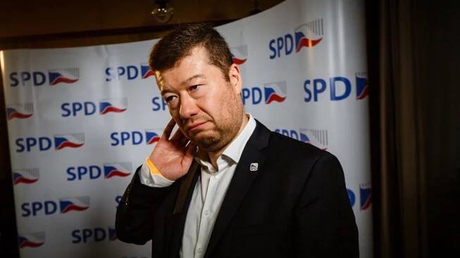 Předseda SPD a poslanec Tomio Okamura čelí exekuci.