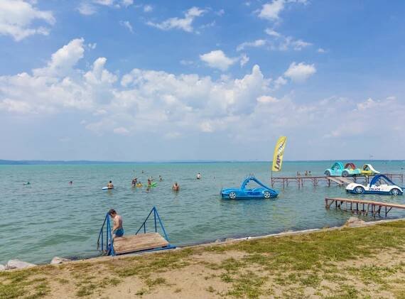Siofok plaz pri Balatone