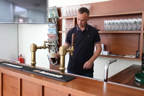 Pivovar Bernard ocenil mlázovickou Restauraci Radnice - Městys Mlázovice