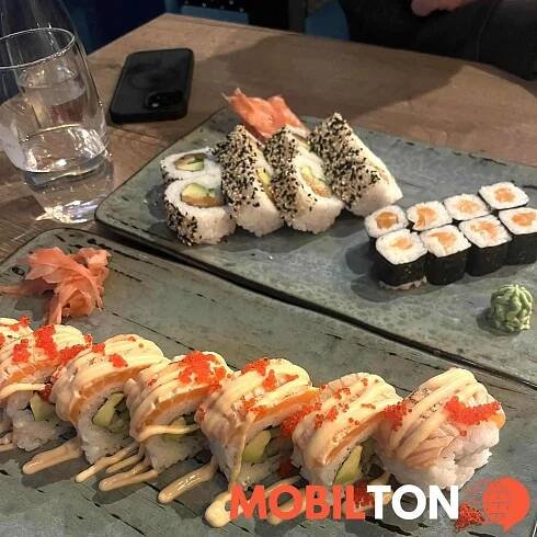 Sakura Sushi Bar - Václavské Nám. 2409 - restaurace v václavské nám. 2409