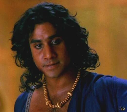 Naveen Andrews fotka