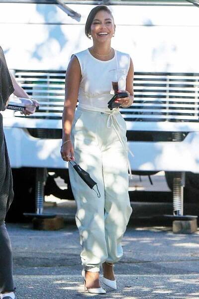 Vanessa Hudgens Returns to Work in L.A., Plus Sarah Jessica Parker, Jason Derulo and More