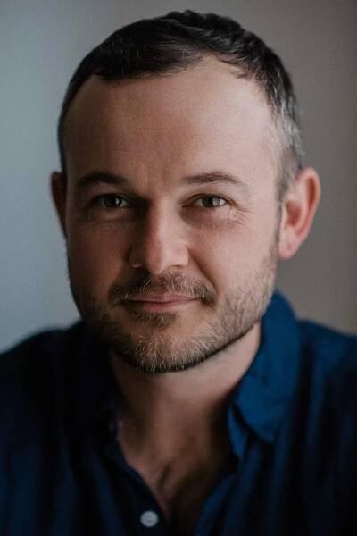Daniel Henshall herec