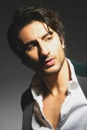 Ibrahim Ali Khan herec