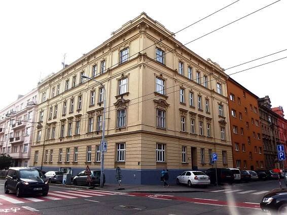 Soubor:Brno, Kounicova 53.jpg – Wikipedie