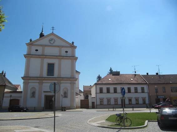 Římskokatolická farnost Uherský Ostroh