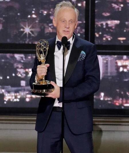 Mike White Gives Emotional Emmys Tribute to His 'Struggling' Dad Mel: 'I Love My Parents'