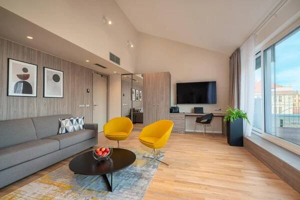 TV a/nebo společenská místnost v ubytování Hotel CUBE Prague