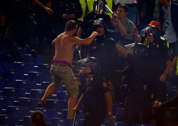 Tak v Lize mistrů řádili chuligáni v Amsterdamu a Římě