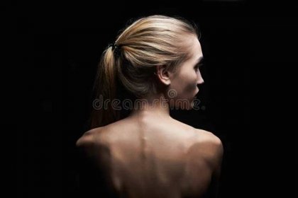 Young Woman with Naked Back Stock Photo - Image of beautiful, pretty: 122406594