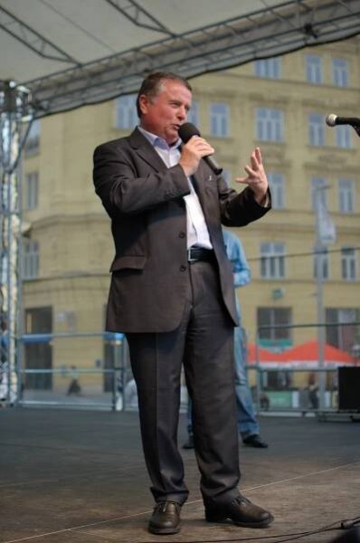 Soubor:Vaclav Mencl 2010 02.JPG