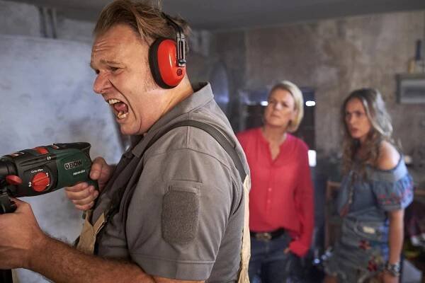 Beste Schwestern - Der Fleck (S02E07) (2019)