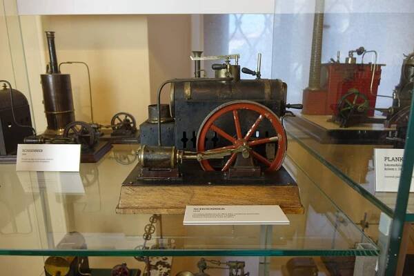 Kouzlo parních hraček | Muzeum a Pojizerská galerie Semily, p. o.