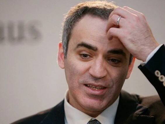 Garri Kasparov: Velmistr šachu a nástupce Karpova - Sport.cz