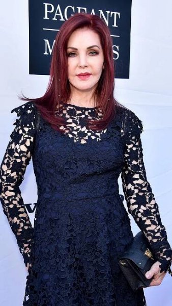 Priscilla Presley Bio