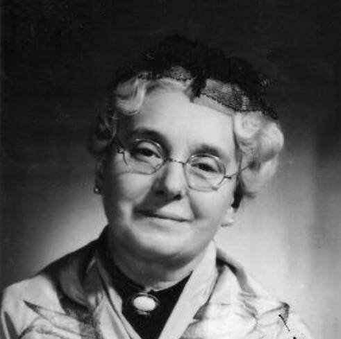Zdeňka Baldová: *20.2.1885 – †26.9.1958, česká herečka