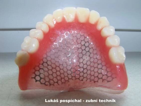 Lukáš Pospíchal -zubní technik