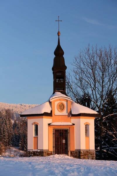 Skrytá místa Krkonoš. Výlety po nejvyšších horách Česka, kde na turisty nenarazíte