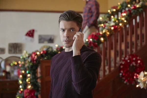 Josh Henderson - Vánoční setkání s láskou - Z filmu