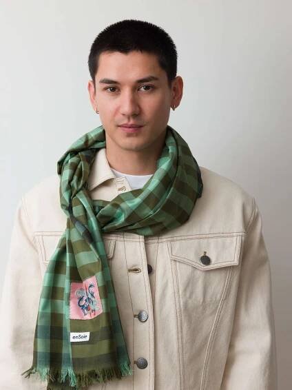 Silk scarf vichy check woven in green tones