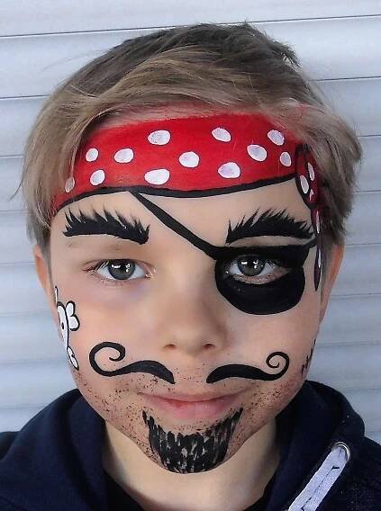Kids Face Painting Easy, Facepaint, Pirate Makeup, Carnaval Make-up, Easy Face Painting Designs, Face Painting For Boys, Pirate Face, Face Painting Tutorials, Festival Face