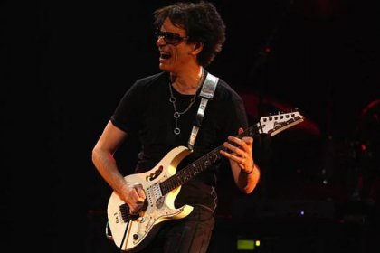 Steve Vai Says He'd Like to Collaborate With 'Family Guy' Creator Seth McFarlane