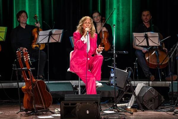 Lenka Filipová a hostia - Predstavenia - Mestské divadlo Košice