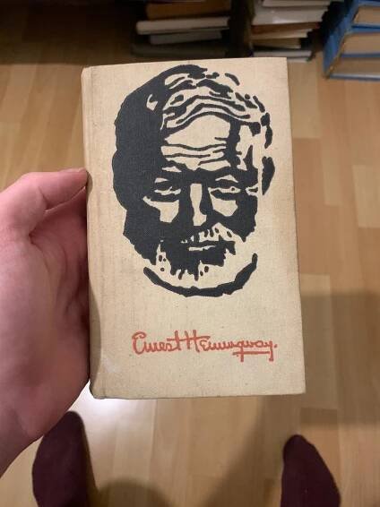 Ernest Hemingway - Selected Stories - Knihy a časopisy