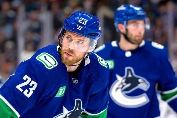 Canucks bojujú o udržanie Lindholma: Hviezdny center na prahu voľného trhu