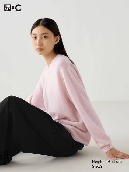 100% Cashmere Relaxed V Neck Jumper