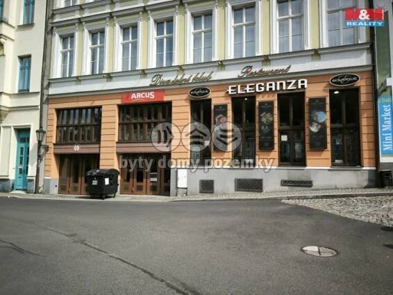 Pronájem, Garážové stání, Karlovy Vary