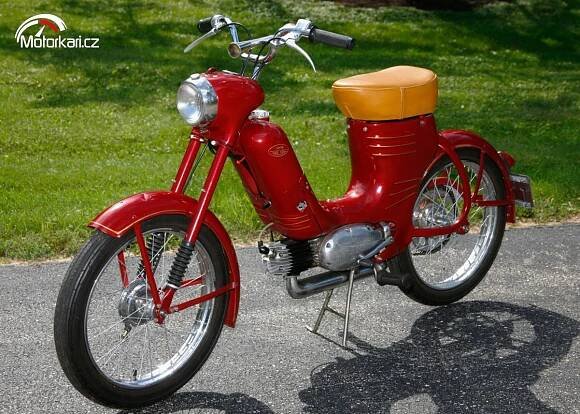 Jawa 50/550 Pionýr | Katalog motocyklů a motokatalog na Motorkáři.cz