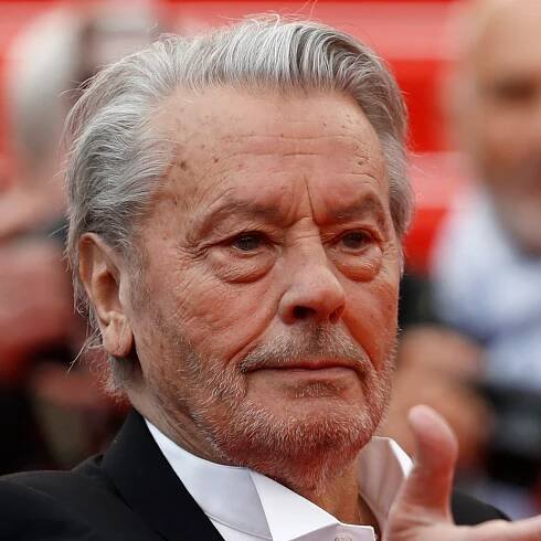 Alain Delon: Family refuse to kill dog actor wanted to be buried with