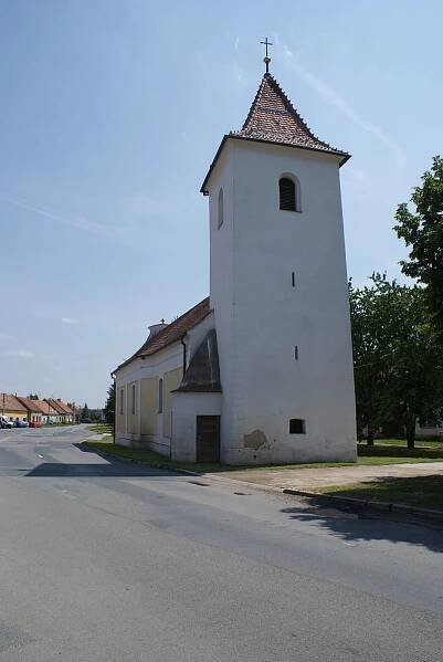 Milovice u Mikulova - ubytování, počasí, foto, tipy na výlet, informace