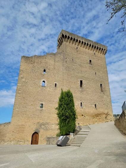 Pope's New Castel
