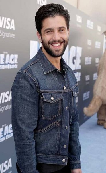 Josh Peck Book: Revelations From ‘Happy People Are Annoying’