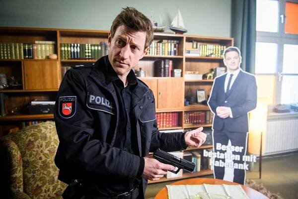Friesland - Asche zu Asche - Z filmu - Maxim Mehmet