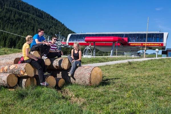 18 Bergbahnen und 2 Bäder im Verbund - Vitales Land