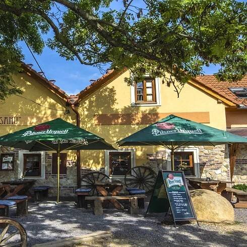 Relax u Znojma: snídaně a víno i kredity do restaurace - Obrázek 2