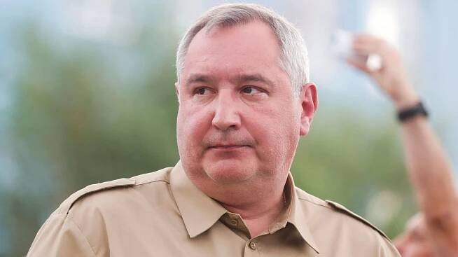 Rogozin poslal velvyslanci Francie šrapnel a ufňukaný dopis: Jezdili jsme spolu na výlety a vy takhle
