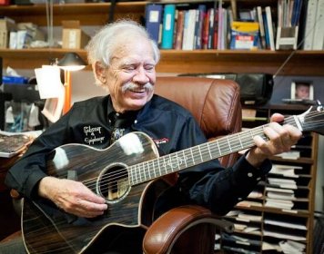 William ‘Bill’ Higgins, founder of Bill’s Music in Catonsville who offered credit to young musicians, dies