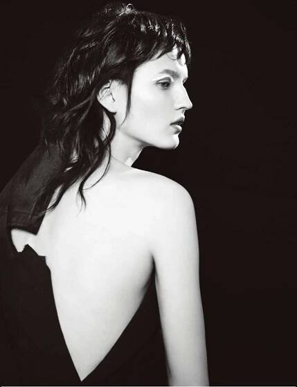 Katlin Aas model