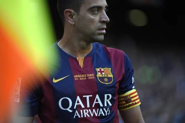 GRACIES, XAVI! I chlapi pláčou, když Camp Nou tleská vestoje | TN.cz