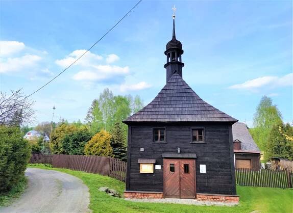 Fotogalerie • Kaple Nejsvětější Trojice (Kaple) • Mapy.com