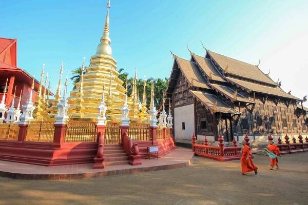 Top 12 Amazing Temples in Chiang Mai!