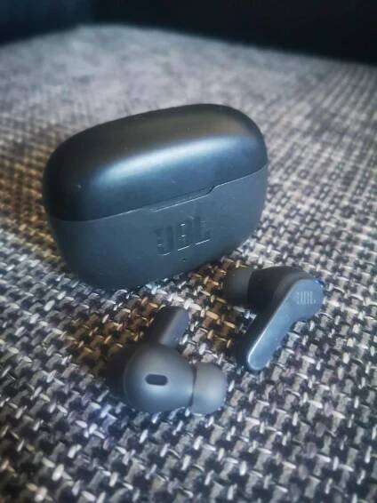 JBL WAVE 200 TWS bluetooth sluchadla