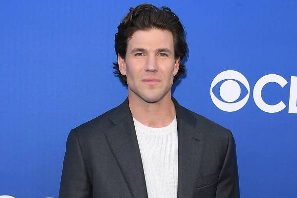 Austin Stowell arrives at the Fall Schedule Celebration at Paramount Studios on May 02, 2024 in Los Angeles, California